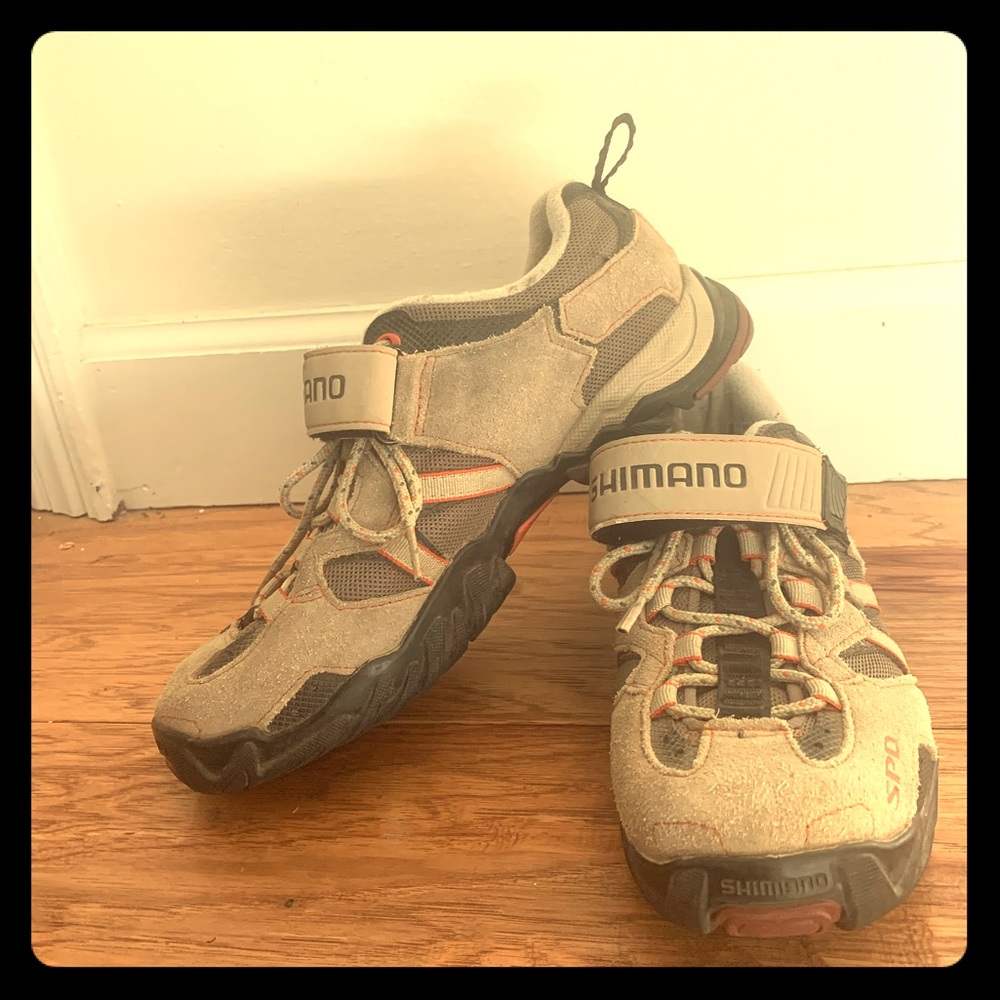 Shimano Women’s Cycling Shoes sz 7.8 US sz 40 Euro